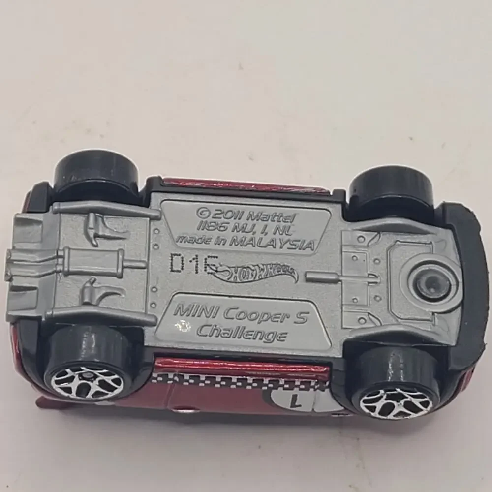 Hot Wheels 2011 New Models #30/50 MINI CHALLENGE Red w/Chrome 5Y Spoke Wheels